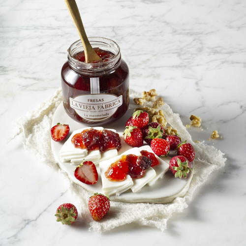 Mermelada de Fresas La Vieja Fábrica en DisfrutaBox Flowers Sound Mermelada de Fresas La Vieja Fábrica en DisfrutaBox Flowers Sound